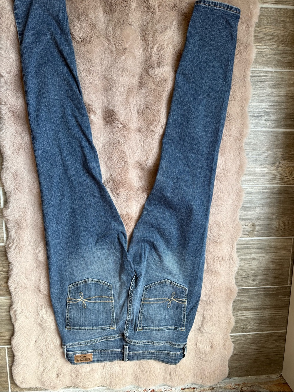 Levi’s Denizen Modern Skinny Jeans, size 4 - Picture 6 of 10